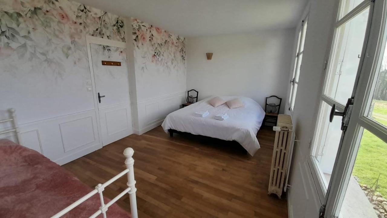 Gite Cottage Chaleureux En Pleine Campagne Vue Sur Les Monts Et Forets Et Le Chateau De Carrouges Экстерьер фото